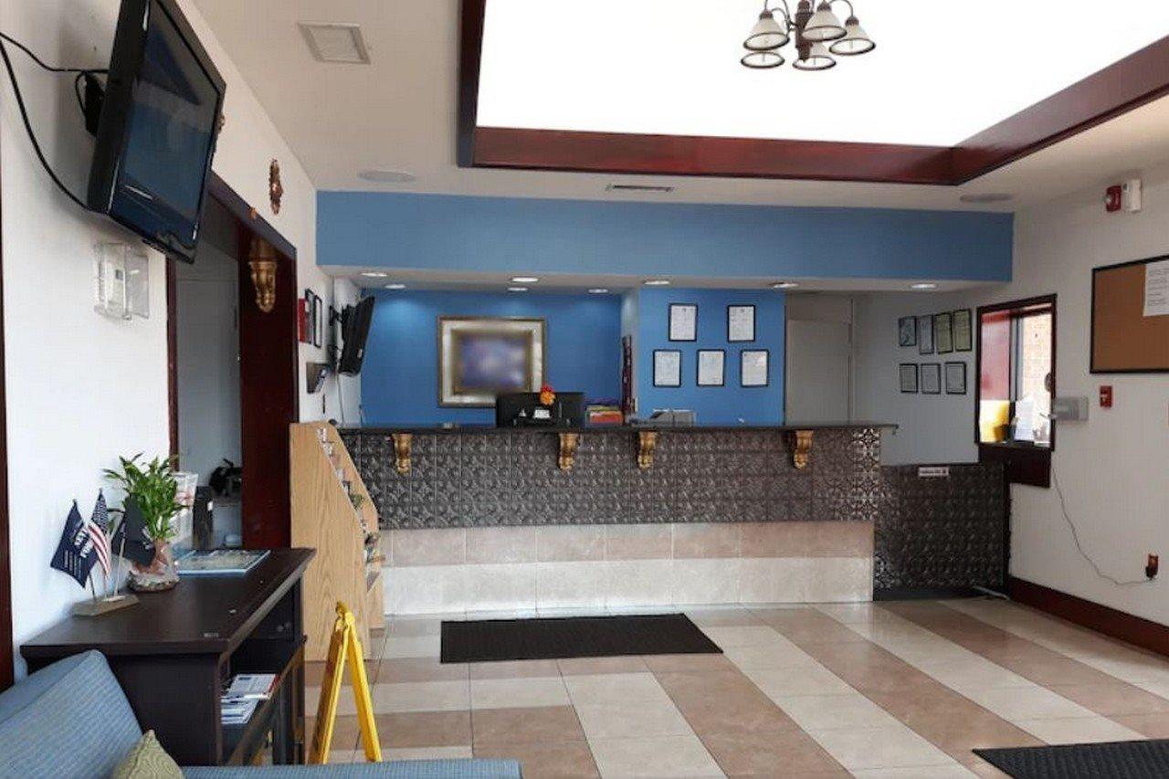 Americas Best Value Inn Стокбридж Екстер'єр фото