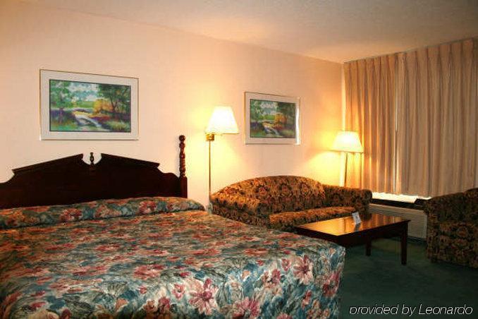 Americas Best Value Inn Стокбридж Номер фото